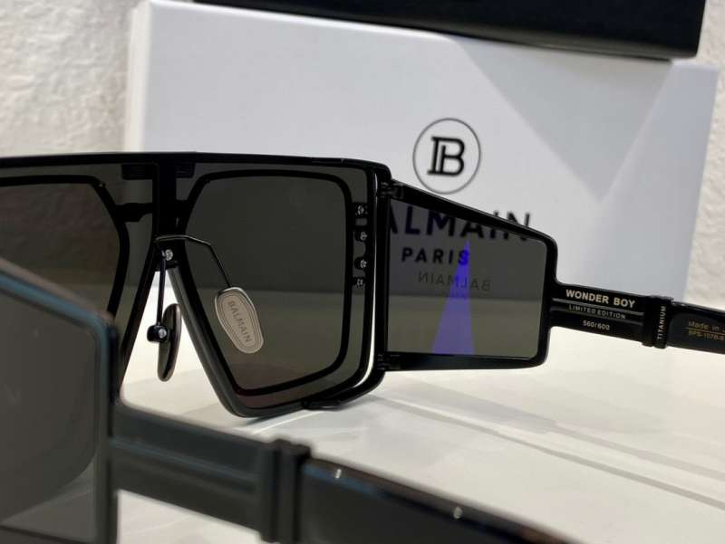 Picture of Balmain Sunglasses _SKUfw53592128fw